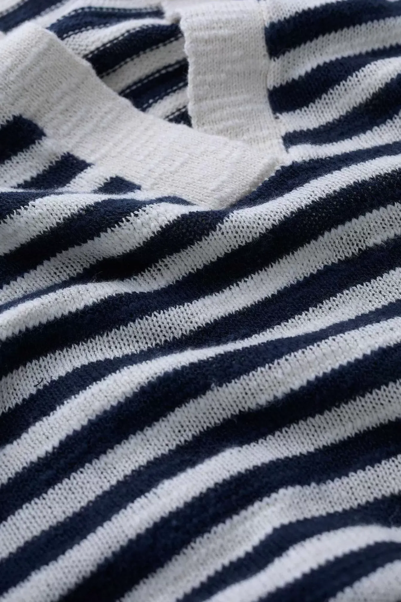 Seasalt Cornwall Knitwear<Gwynver Lightweight V-Neck Collared Jumper Mini Cornish Ecru Maritime